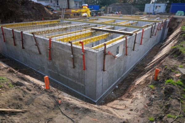 Home Foundation Installation in Newport Beach